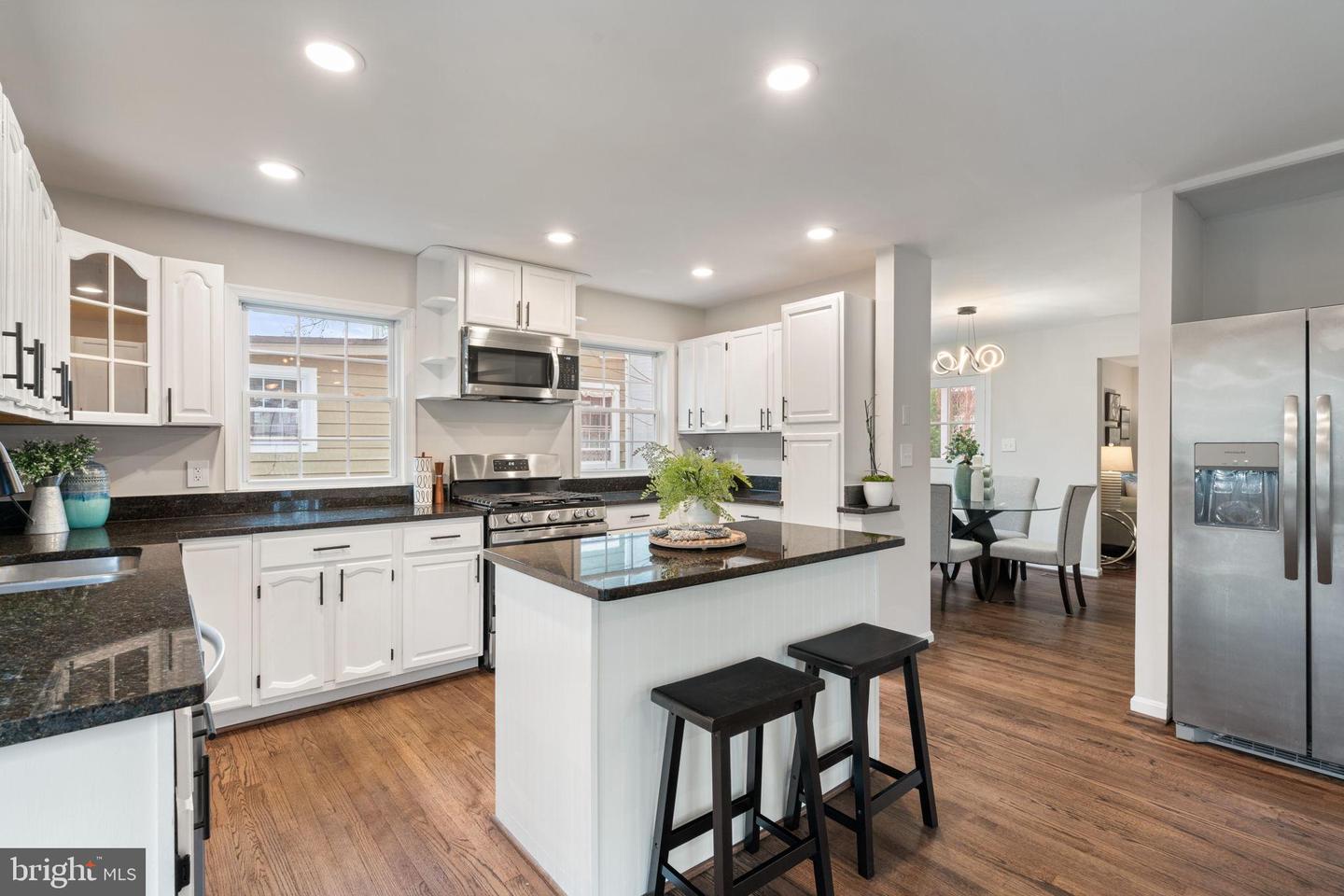 4009 ROBERTS RD, FAIRFAX, Virginia 22032, 7 Bedrooms Bedrooms, 18 Rooms Rooms,4 BathroomsBathrooms,Residential,For sale,4009 ROBERTS RD,VAFC2007616 MLS # VAFC2007616