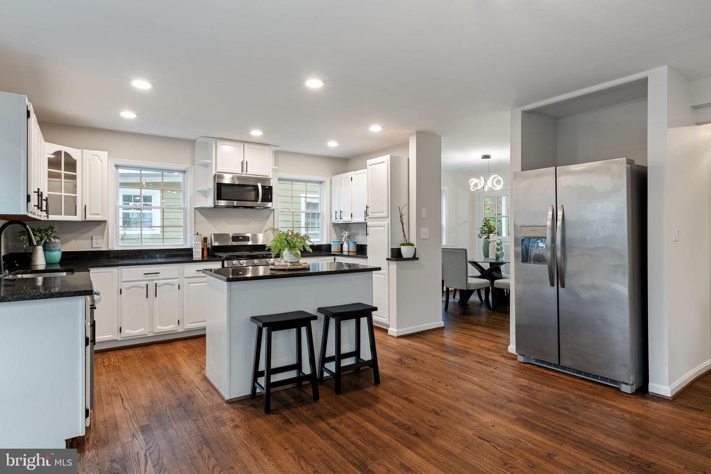 4009 ROBERTS RD, FAIRFAX, Virginia 22032, 7 Bedrooms Bedrooms, 18 Rooms Rooms,4 BathroomsBathrooms,Residential,For sale,4009 ROBERTS RD,VAFC2007616 MLS # VAFC2007616