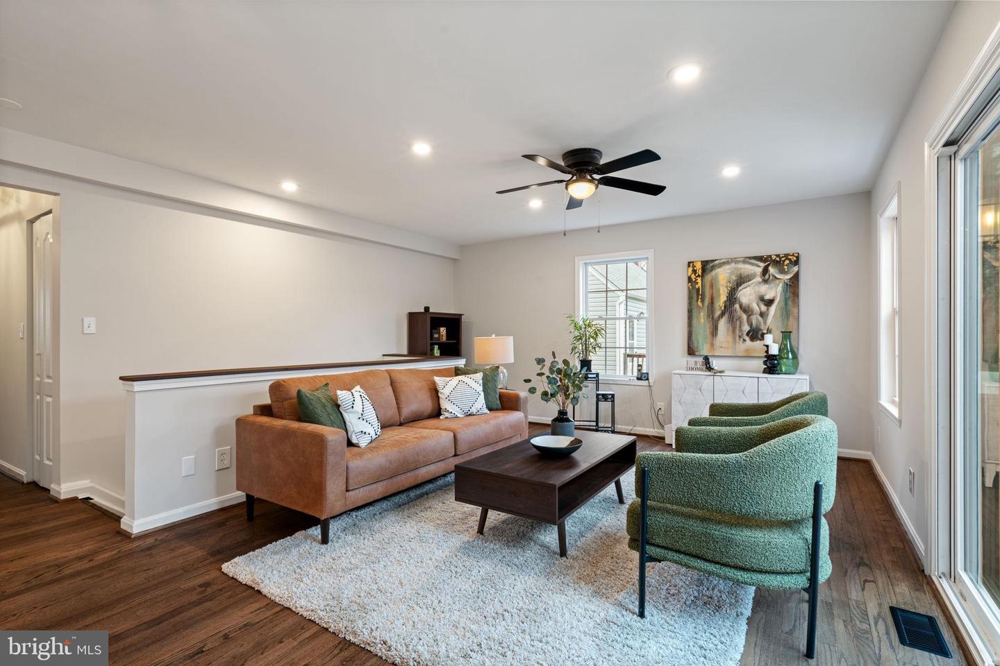 4009 ROBERTS RD, FAIRFAX, Virginia 22032, 7 Bedrooms Bedrooms, 18 Rooms Rooms,4 BathroomsBathrooms,Residential,For sale,4009 ROBERTS RD,VAFC2007616 MLS # VAFC2007616