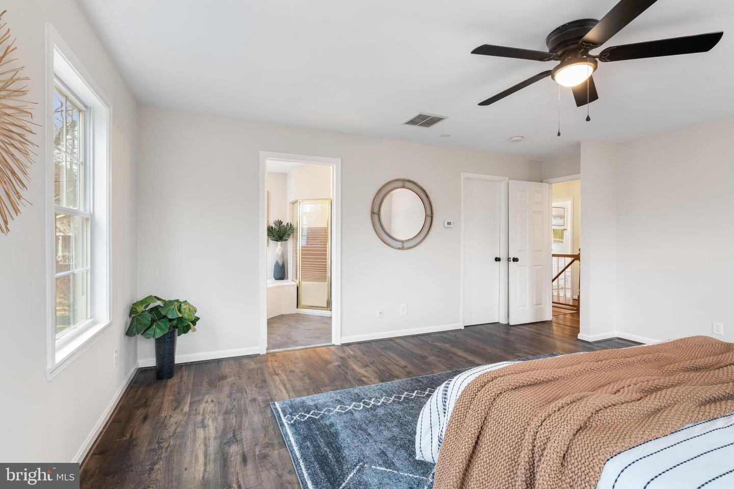 4009 ROBERTS RD, FAIRFAX, Virginia 22032, 7 Bedrooms Bedrooms, 18 Rooms Rooms,4 BathroomsBathrooms,Residential,For sale,4009 ROBERTS RD,VAFC2007616 MLS # VAFC2007616