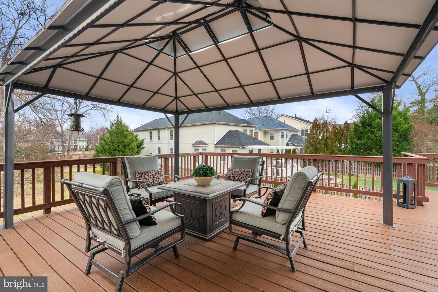 4009 ROBERTS RD, FAIRFAX, Virginia 22032, 7 Bedrooms Bedrooms, 18 Rooms Rooms,4 BathroomsBathrooms,Residential,For sale,4009 ROBERTS RD,VAFC2007616 MLS # VAFC2007616