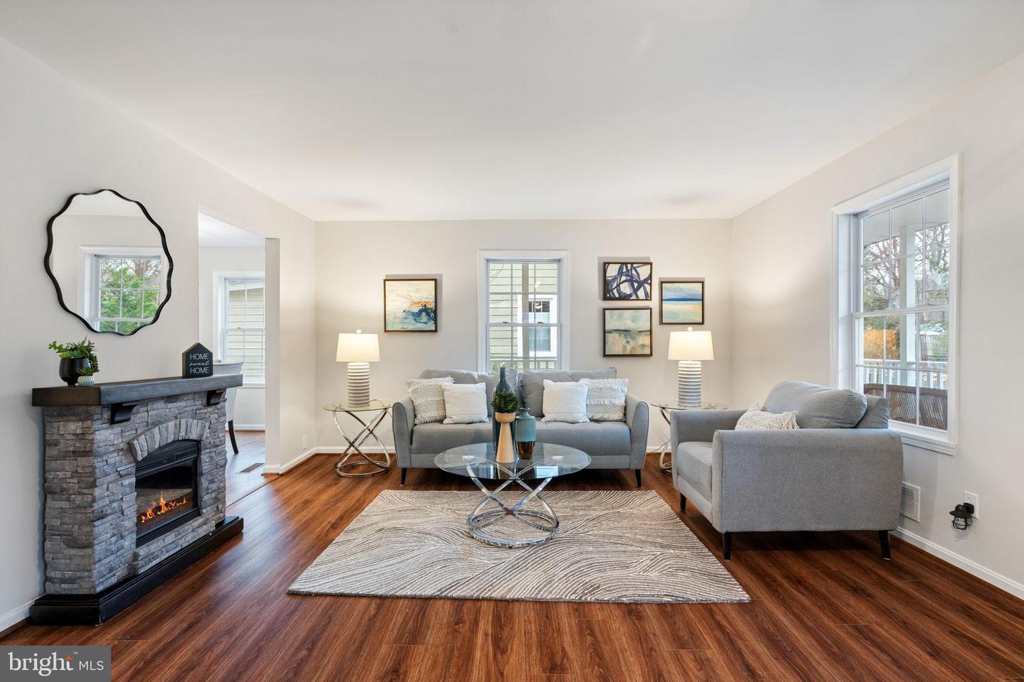 4009 ROBERTS RD, FAIRFAX, Virginia 22032, 7 Bedrooms Bedrooms, 18 Rooms Rooms,4 BathroomsBathrooms,Residential,For sale,4009 ROBERTS RD,VAFC2007616 MLS # VAFC2007616