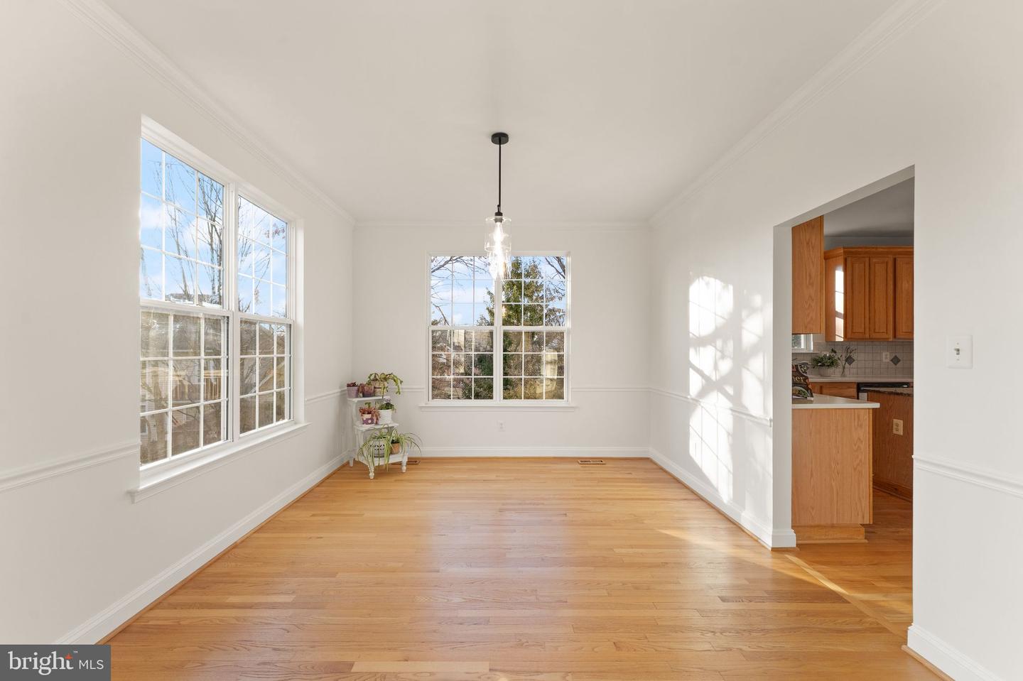 607 TALMADGE CT SE, LEESBURG, Virginia 20175, 5 Bedrooms Bedrooms, ,3 BathroomsBathrooms,Residential,For sale,607 TALMADGE CT SE,VALO2113476 MLS # VALO2113476