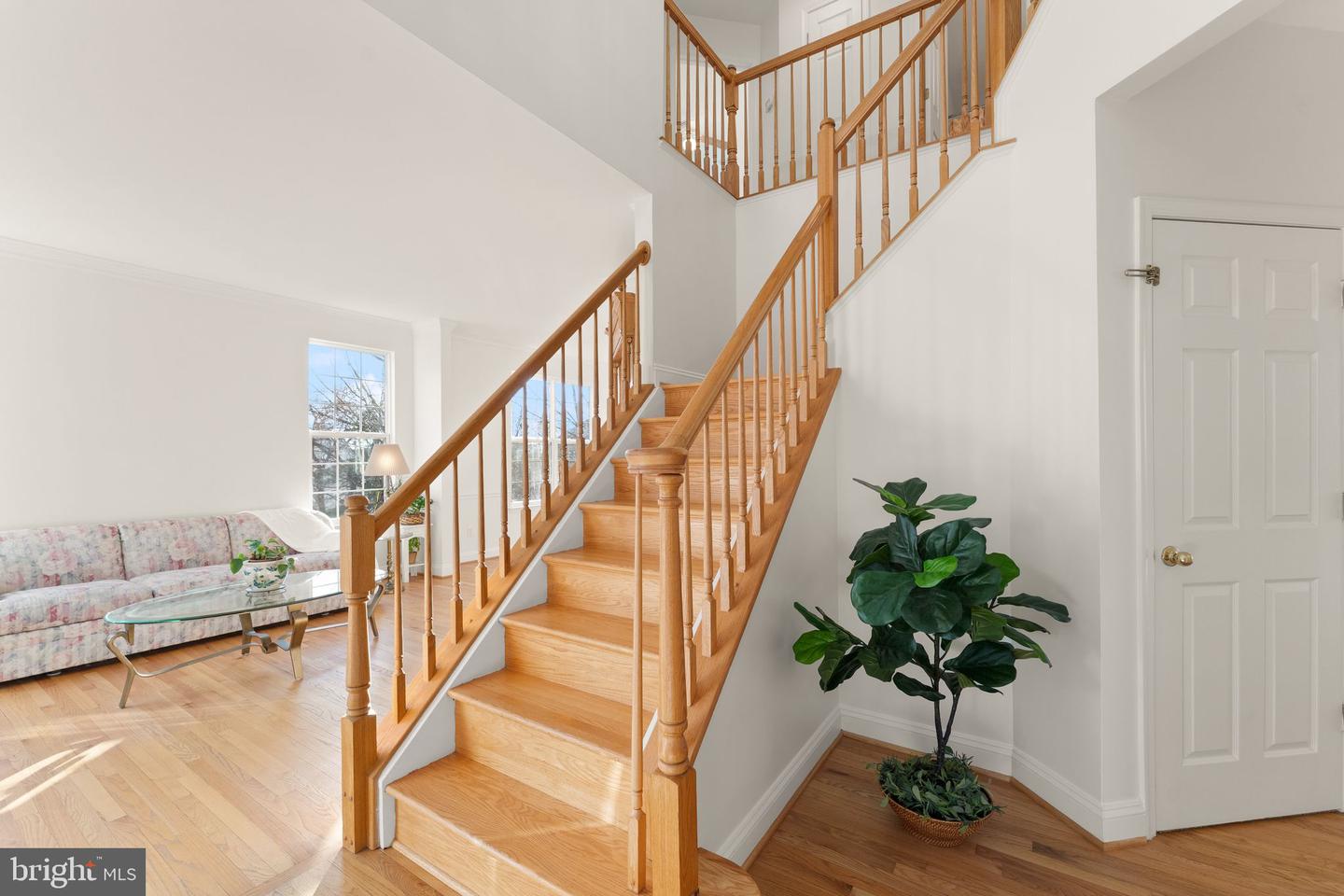 607 TALMADGE CT SE, LEESBURG, Virginia 20175, 5 Bedrooms Bedrooms, ,3 BathroomsBathrooms,Residential,For sale,607 TALMADGE CT SE,VALO2113476 MLS # VALO2113476