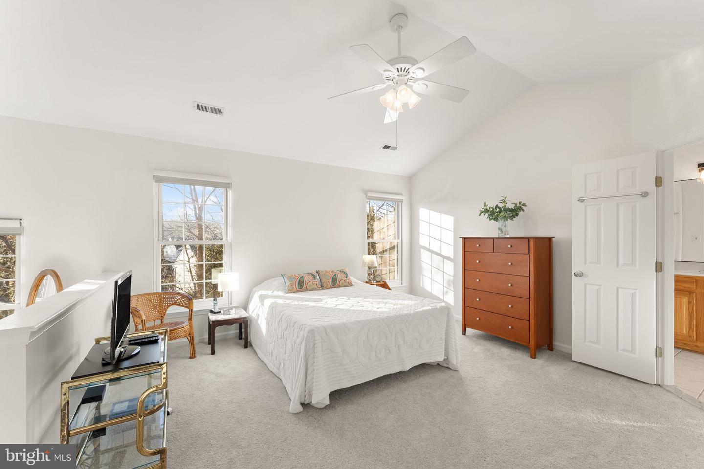 607 TALMADGE CT SE, LEESBURG, Virginia 20175, 5 Bedrooms Bedrooms, ,3 BathroomsBathrooms,Residential,For sale,607 TALMADGE CT SE,VALO2113476 MLS # VALO2113476