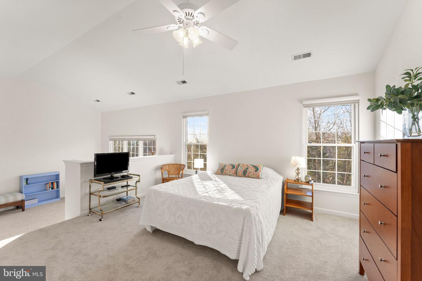 607 TALMADGE CT SE, LEESBURG, Virginia 20175, 5 Bedrooms Bedrooms, ,3 BathroomsBathrooms,Residential,For sale,607 TALMADGE CT SE,VALO2113476 MLS # VALO2113476