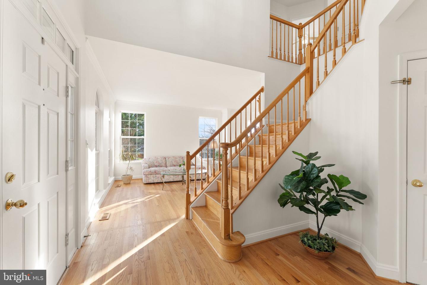 607 TALMADGE CT SE, LEESBURG, Virginia 20175, 5 Bedrooms Bedrooms, ,3 BathroomsBathrooms,Residential,For sale,607 TALMADGE CT SE,VALO2113476 MLS # VALO2113476