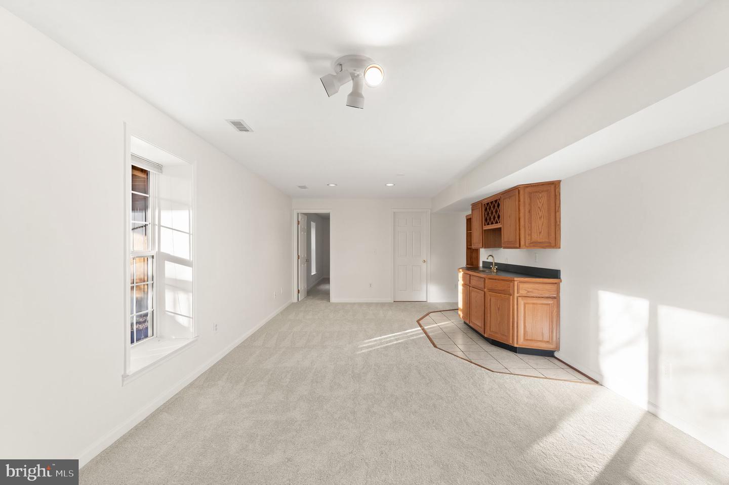 607 TALMADGE CT SE, LEESBURG, Virginia 20175, 5 Bedrooms Bedrooms, ,3 BathroomsBathrooms,Residential,For sale,607 TALMADGE CT SE,VALO2113476 MLS # VALO2113476