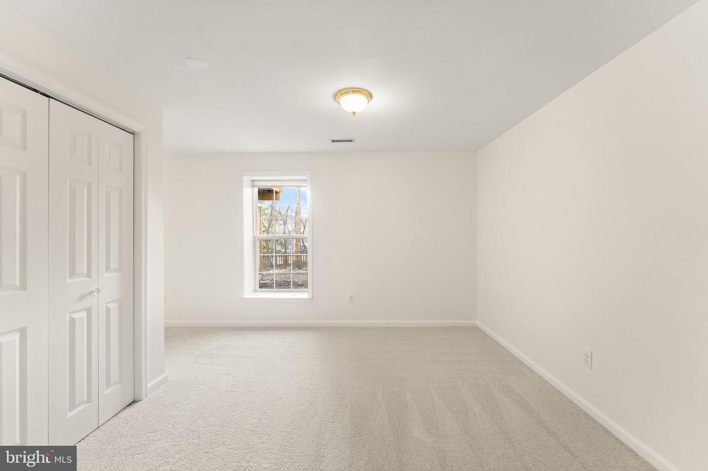 607 TALMADGE CT SE, LEESBURG, Virginia 20175, 5 Bedrooms Bedrooms, ,3 BathroomsBathrooms,Residential,For sale,607 TALMADGE CT SE,VALO2113476 MLS # VALO2113476