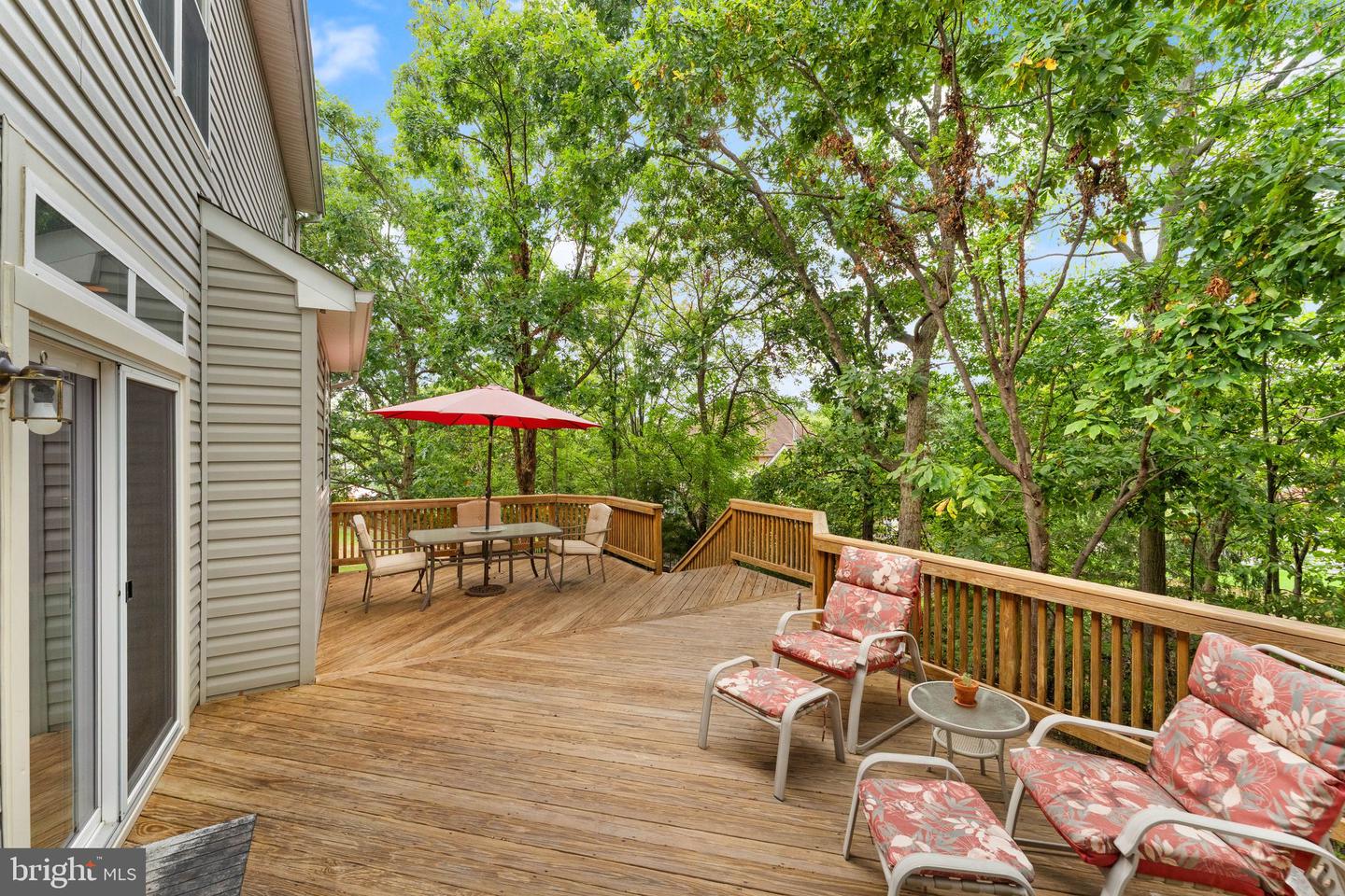 607 TALMADGE CT SE, LEESBURG, Virginia 20175, 5 Bedrooms Bedrooms, ,3 BathroomsBathrooms,Residential,For sale,607 TALMADGE CT SE,VALO2113476 MLS # VALO2113476