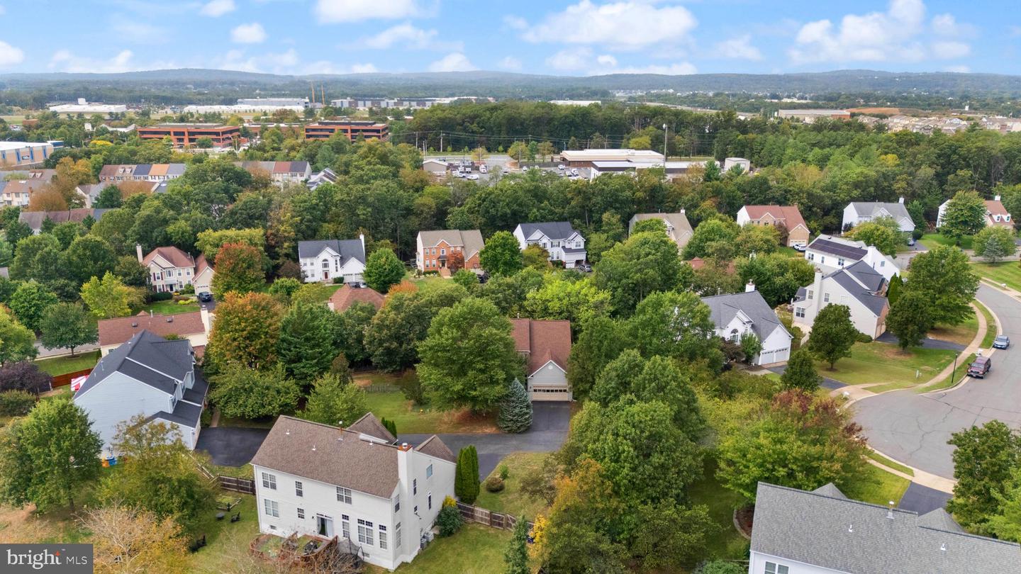 607 TALMADGE CT SE, LEESBURG, Virginia 20175, 5 Bedrooms Bedrooms, ,3 BathroomsBathrooms,Residential,For sale,607 TALMADGE CT SE,VALO2113476 MLS # VALO2113476