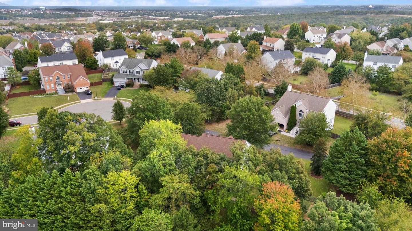 607 TALMADGE CT SE, LEESBURG, Virginia 20175, 5 Bedrooms Bedrooms, ,3 BathroomsBathrooms,Residential,For sale,607 TALMADGE CT SE,VALO2113476 MLS # VALO2113476