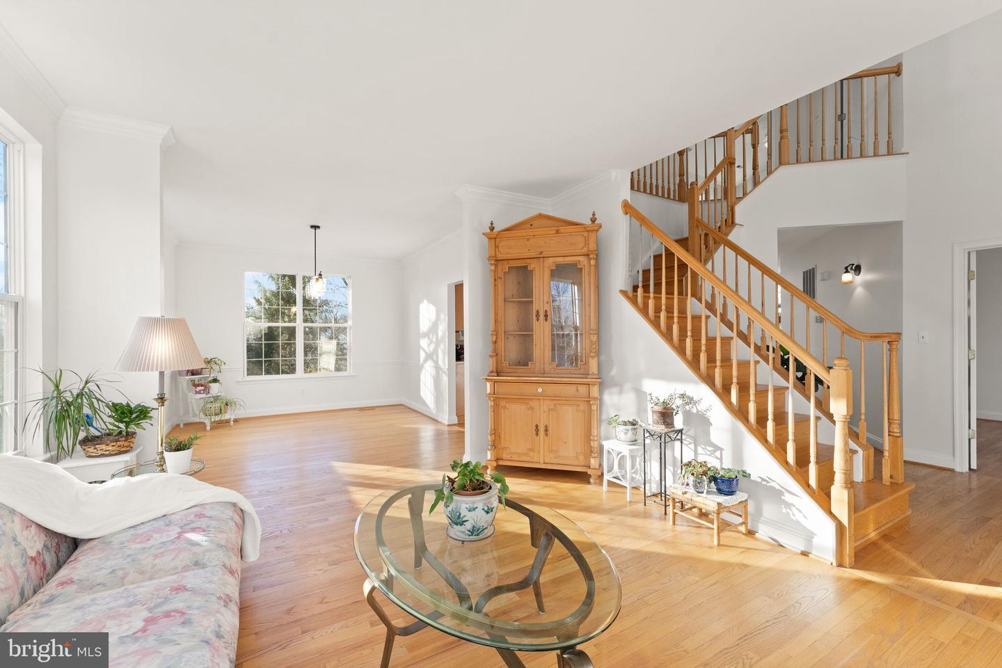 607 TALMADGE CT SE, LEESBURG, Virginia 20175, 5 Bedrooms Bedrooms, ,3 BathroomsBathrooms,Residential,For sale,607 TALMADGE CT SE,VALO2113476 MLS # VALO2113476