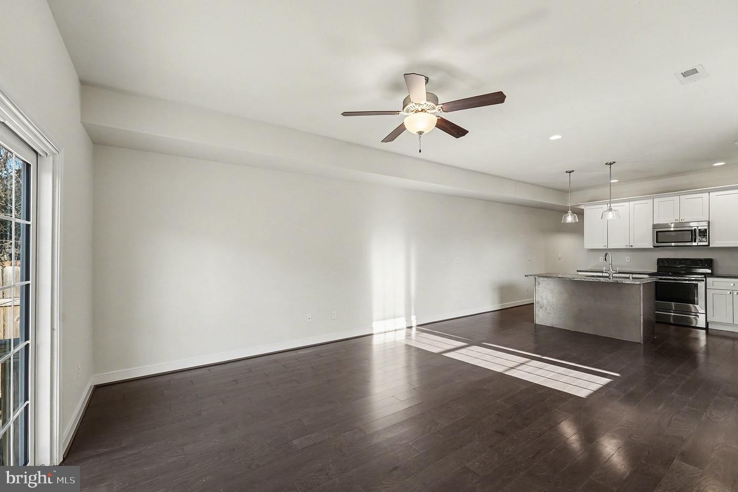 606 SHEPHERD ST, FREDERICKSBURG, Virginia 22401, 3 Bedrooms Bedrooms, ,2 BathroomsBathrooms,Residential,For sale,606 SHEPHERD ST,VAFB2009490 MLS # VAFB2009490