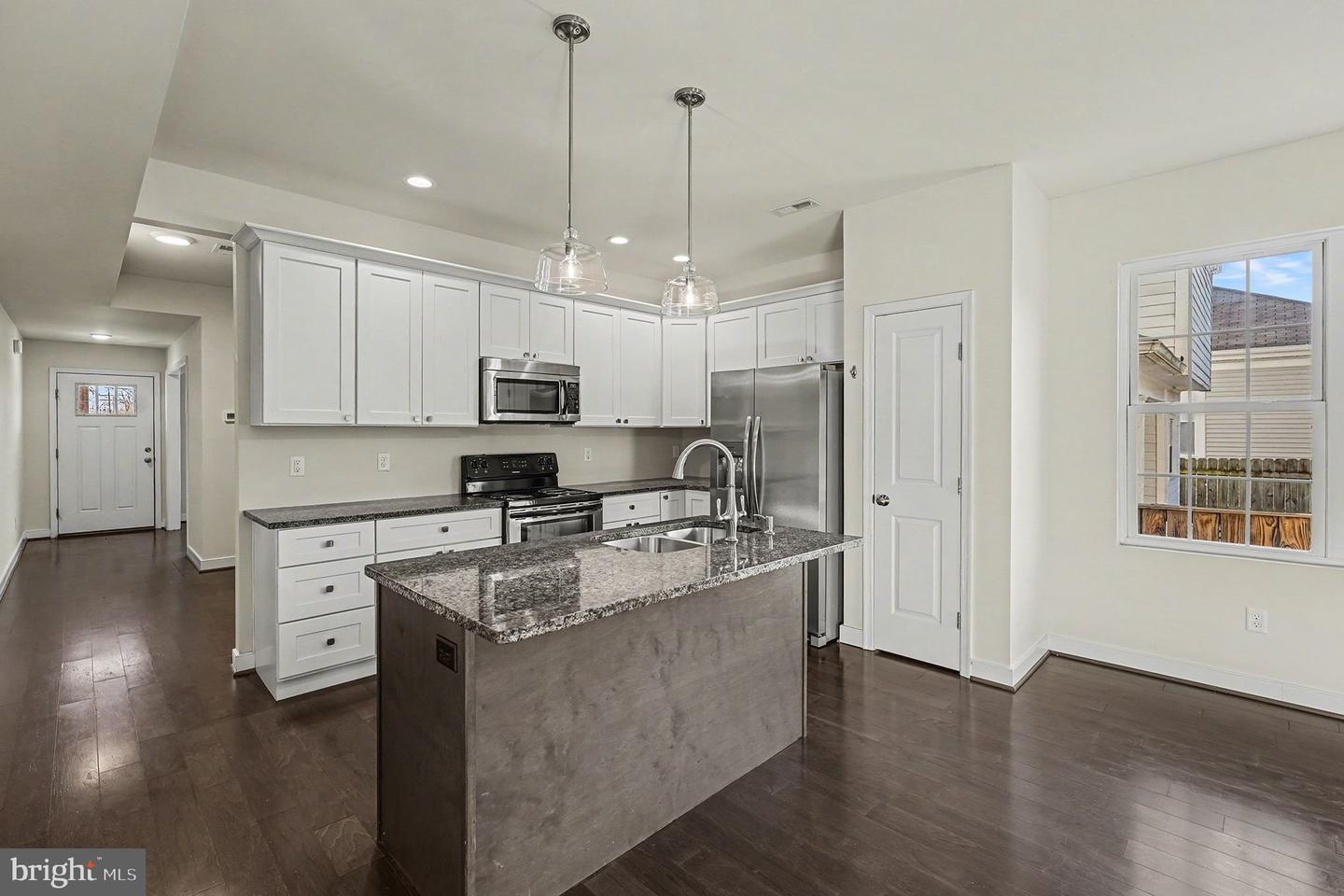 606 SHEPHERD ST, FREDERICKSBURG, Virginia 22401, 3 Bedrooms Bedrooms, ,2 BathroomsBathrooms,Residential,For sale,606 SHEPHERD ST,VAFB2009490 MLS # VAFB2009490