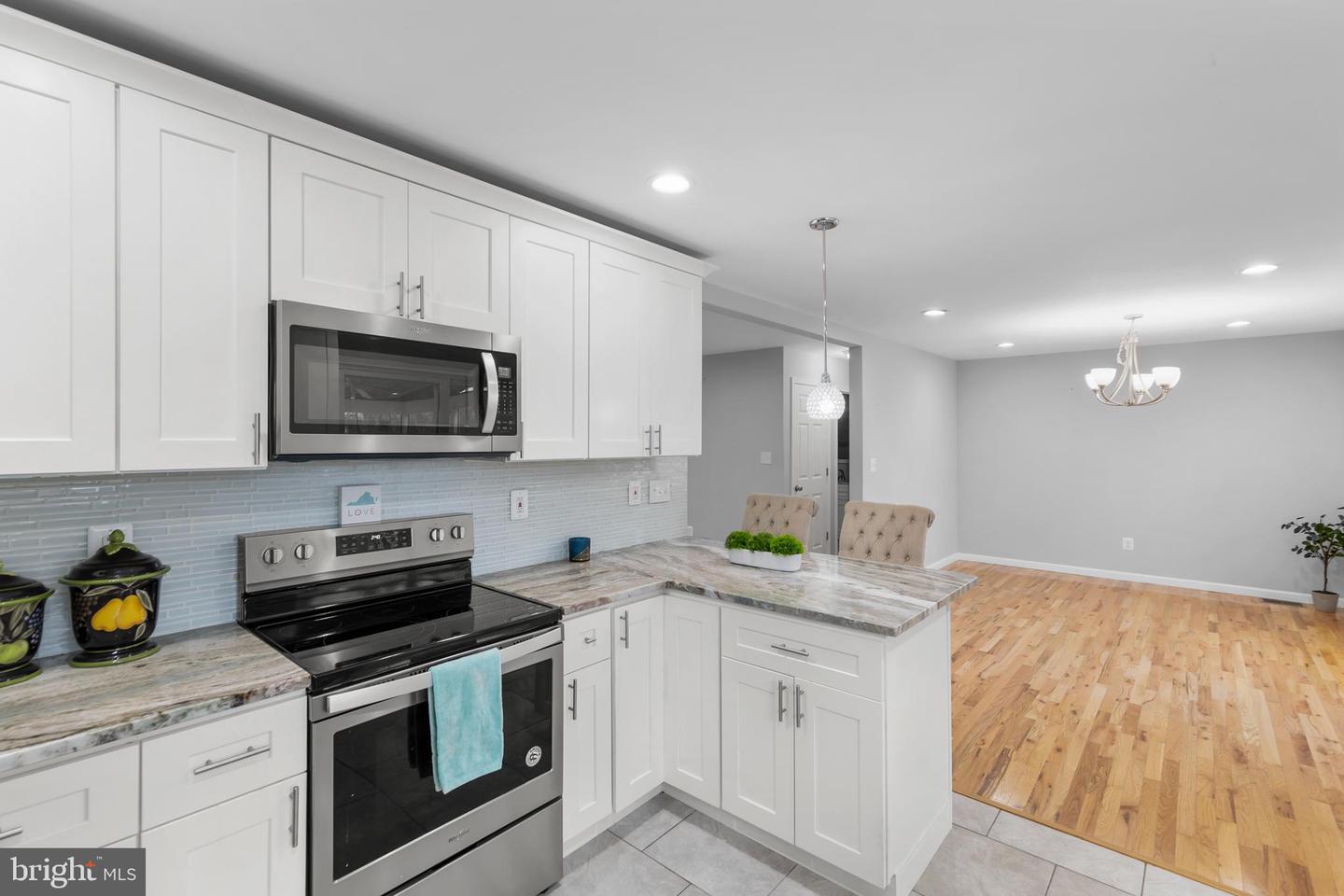 113 KILLBUCK TRL, WINCHESTER, Virginia 22602, 3 Bedrooms Bedrooms, 11 Rooms Rooms,3 BathroomsBathrooms,Residential,For sale,113 KILLBUCK TRL,VAFV2038734 MLS # VAFV2038734