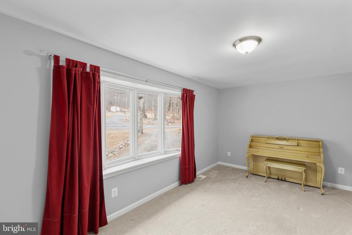 113 KILLBUCK TRL, WINCHESTER, Virginia 22602, 3 Bedrooms Bedrooms, 11 Rooms Rooms,3 BathroomsBathrooms,Residential,For sale,113 KILLBUCK TRL,VAFV2038734 MLS # VAFV2038734