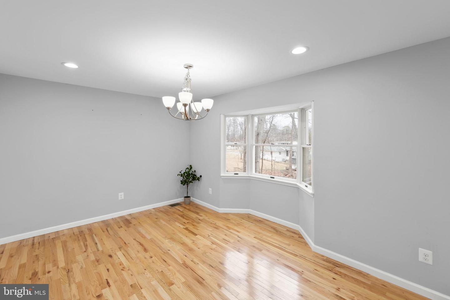 113 KILLBUCK TRL, WINCHESTER, Virginia 22602, 3 Bedrooms Bedrooms, 11 Rooms Rooms,3 BathroomsBathrooms,Residential,For sale,113 KILLBUCK TRL,VAFV2038734 MLS # VAFV2038734