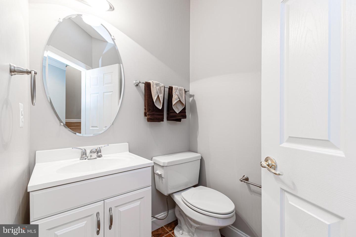 15922 GREYMILL MANOR DR, HAYMARKET, Virginia 20169, 3 Bedrooms Bedrooms, 11 Rooms Rooms,2 BathroomsBathrooms,Residential,For sale,15922 GREYMILL MANOR DR,VAPW2110074 MLS # VAPW2110074