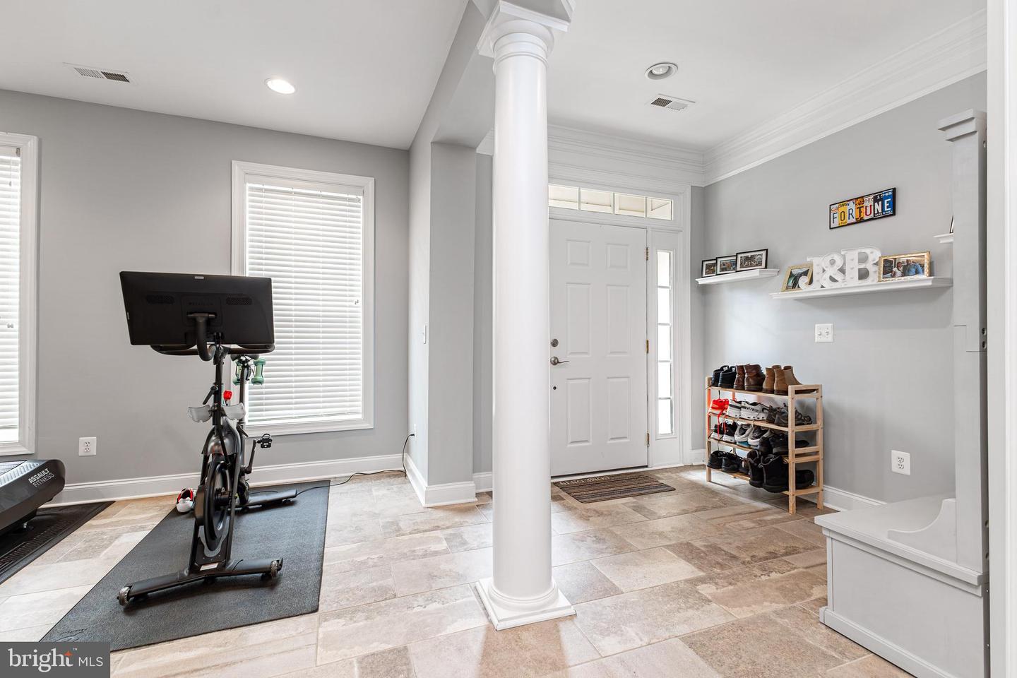 15922 GREYMILL MANOR DR, HAYMARKET, Virginia 20169, 3 Bedrooms Bedrooms, 11 Rooms Rooms,2 BathroomsBathrooms,Residential,For sale,15922 GREYMILL MANOR DR,VAPW2110074 MLS # VAPW2110074