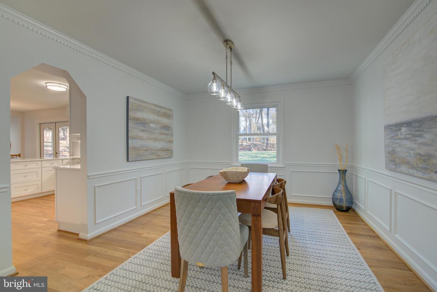 929 HOLLY CREEK DR, GREAT FALLS, Virginia 22066, 4 Bedrooms Bedrooms, ,3 BathroomsBathrooms,Residential,For sale,929 HOLLY CREEK DR,VAFX2284570 MLS # VAFX2284570