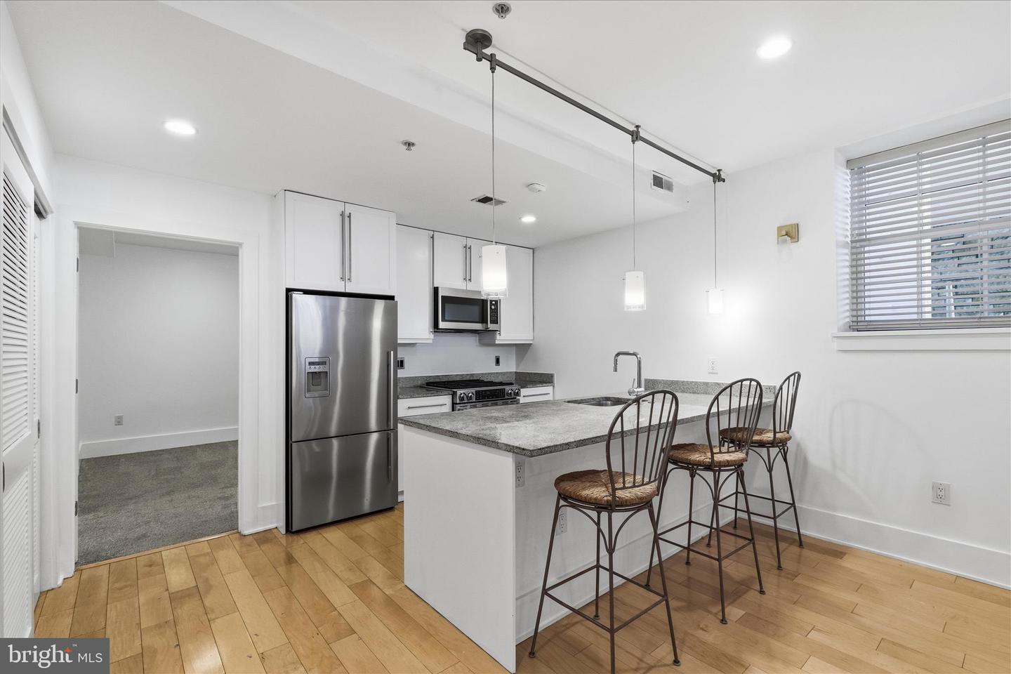 2818 CONNECTICUT AVE NW #5, WASHINGTON, District Of Columbia 20008, 2 Bedrooms Bedrooms, ,2 BathroomsBathrooms,Residential,For sale,2818 CONNECTICUT AVE NW #5,DCDC2240186 MLS # DCDC2240186