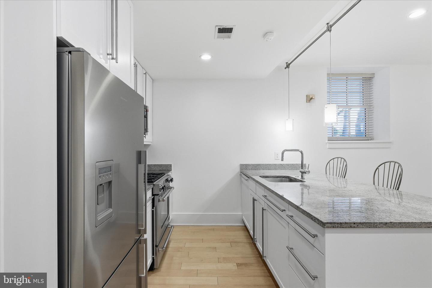 2818 CONNECTICUT AVE NW #5, WASHINGTON, District Of Columbia 20008, 2 Bedrooms Bedrooms, ,2 BathroomsBathrooms,Residential,For sale,2818 CONNECTICUT AVE NW #5,DCDC2240186 MLS # DCDC2240186