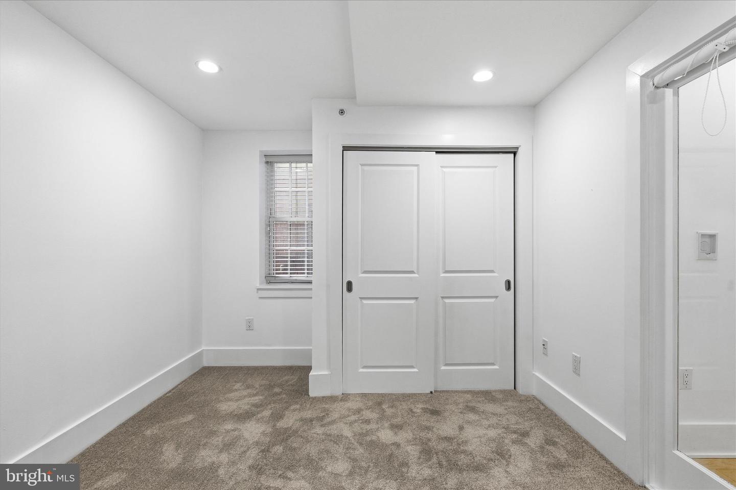 2818 CONNECTICUT AVE NW #5, WASHINGTON, District Of Columbia 20008, 2 Bedrooms Bedrooms, ,2 BathroomsBathrooms,Residential,For sale,2818 CONNECTICUT AVE NW #5,DCDC2240186 MLS # DCDC2240186