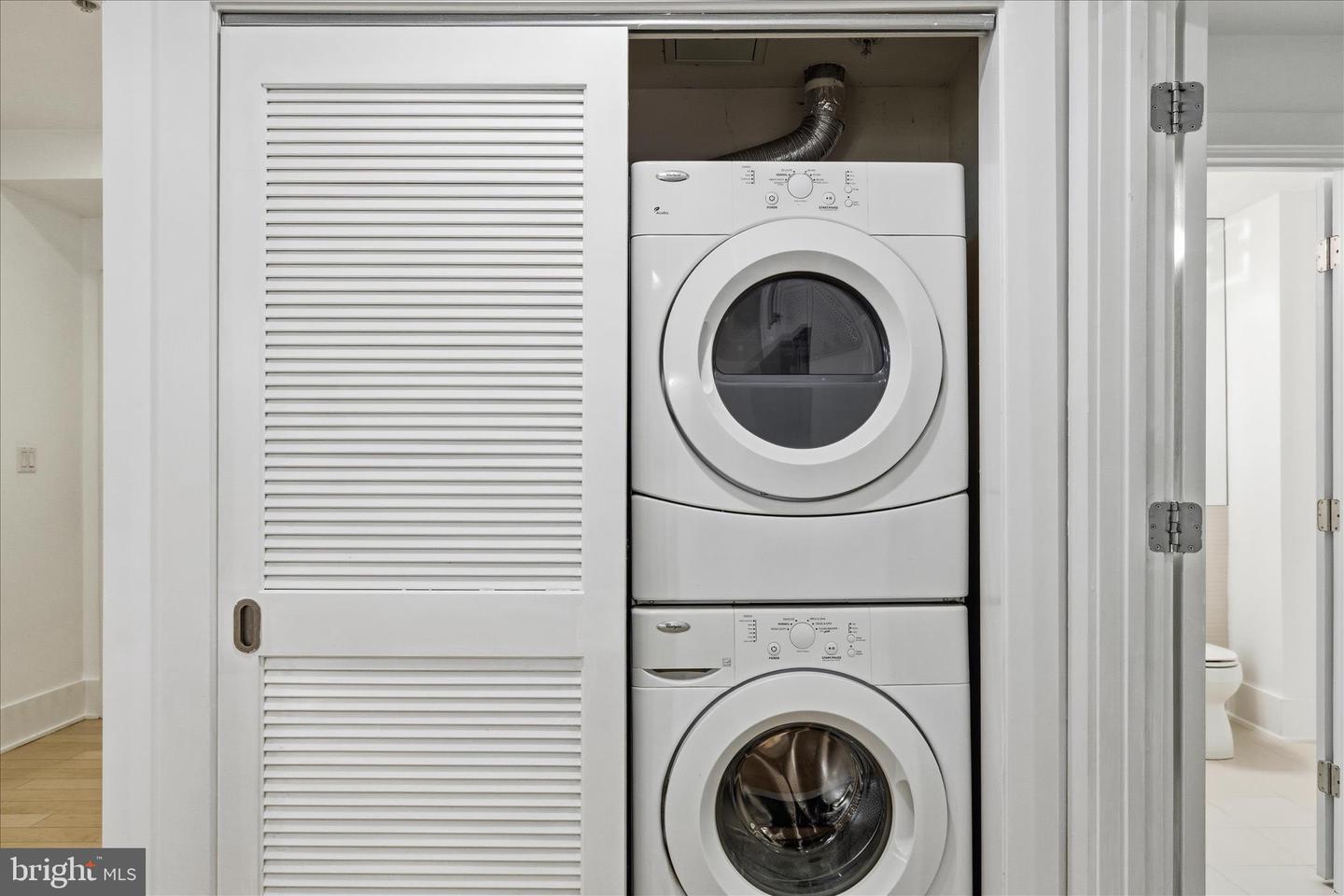 2818 CONNECTICUT AVE NW #5, WASHINGTON, District Of Columbia 20008, 2 Bedrooms Bedrooms, ,2 BathroomsBathrooms,Residential,For sale,2818 CONNECTICUT AVE NW #5,DCDC2240186 MLS # DCDC2240186