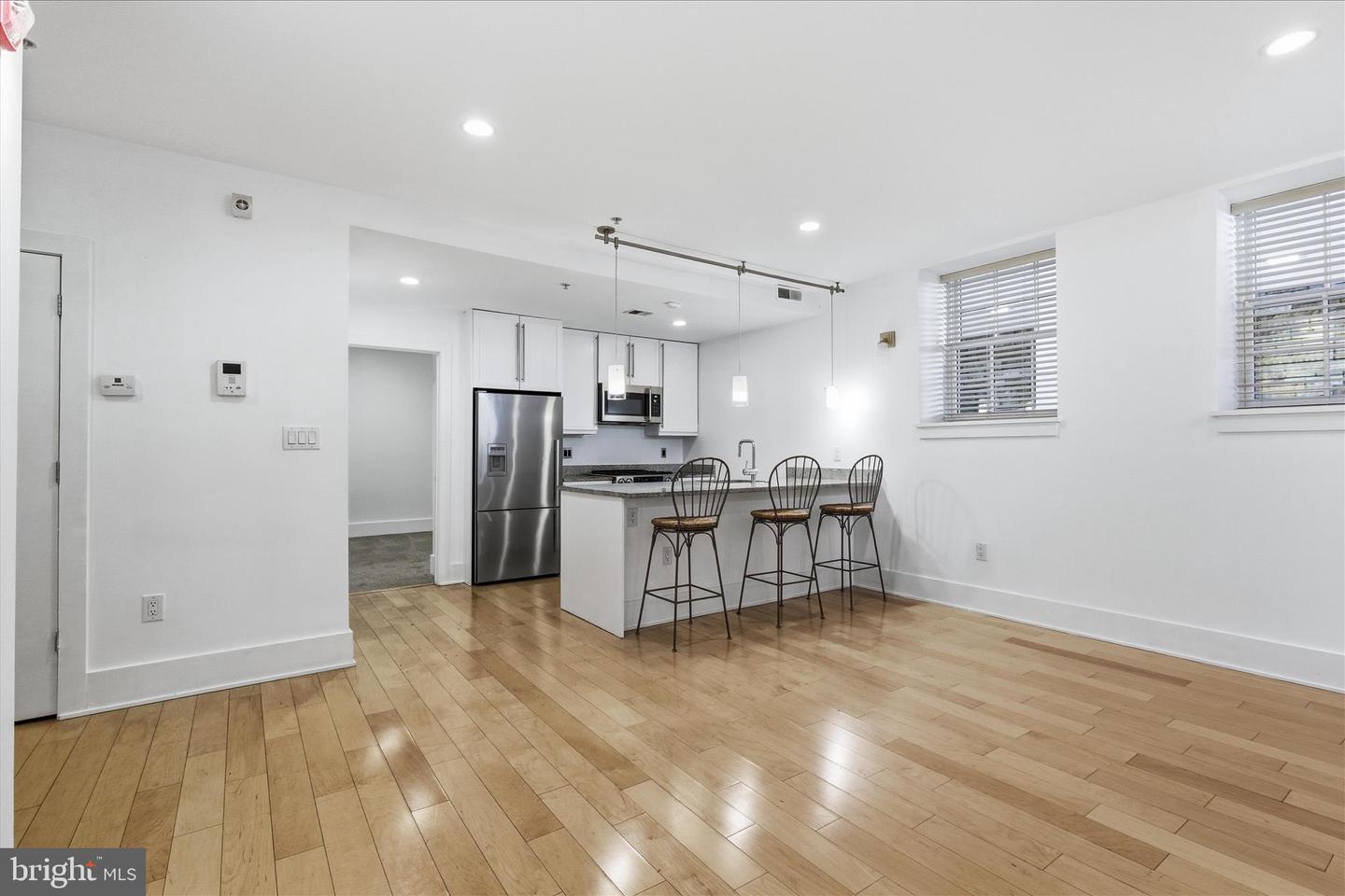 2818 CONNECTICUT AVE NW #5, WASHINGTON, District Of Columbia 20008, 2 Bedrooms Bedrooms, ,2 BathroomsBathrooms,Residential,For sale,2818 CONNECTICUT AVE NW #5,DCDC2240186 MLS # DCDC2240186