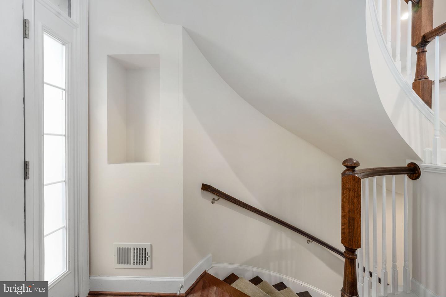 500 TRIADELPHIA WAY, ALEXANDRIA, Virginia 22312, 3 Bedrooms Bedrooms, ,2 BathroomsBathrooms,Residential,For sale,500 TRIADELPHIA WAY,VAAX2052954 MLS # VAAX2052954