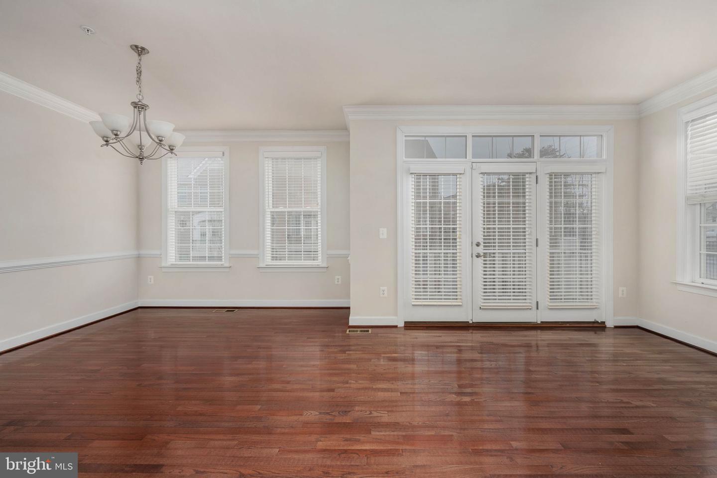 500 TRIADELPHIA WAY, ALEXANDRIA, Virginia 22312, 3 Bedrooms Bedrooms, ,2 BathroomsBathrooms,Residential,For sale,500 TRIADELPHIA WAY,VAAX2052954 MLS # VAAX2052954