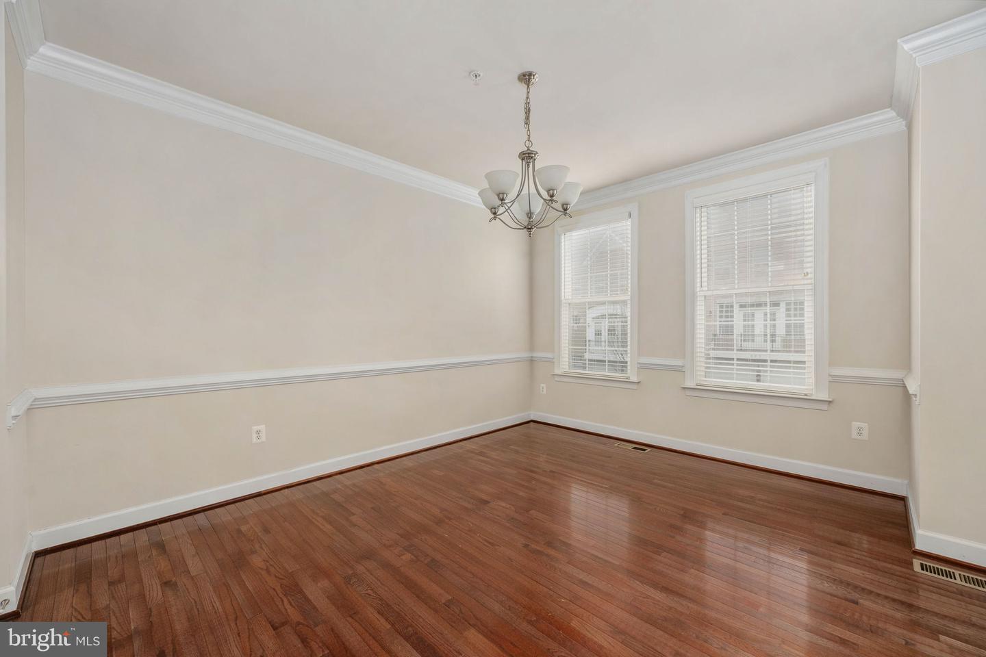 500 TRIADELPHIA WAY, ALEXANDRIA, Virginia 22312, 3 Bedrooms Bedrooms, ,2 BathroomsBathrooms,Residential,For sale,500 TRIADELPHIA WAY,VAAX2052954 MLS # VAAX2052954