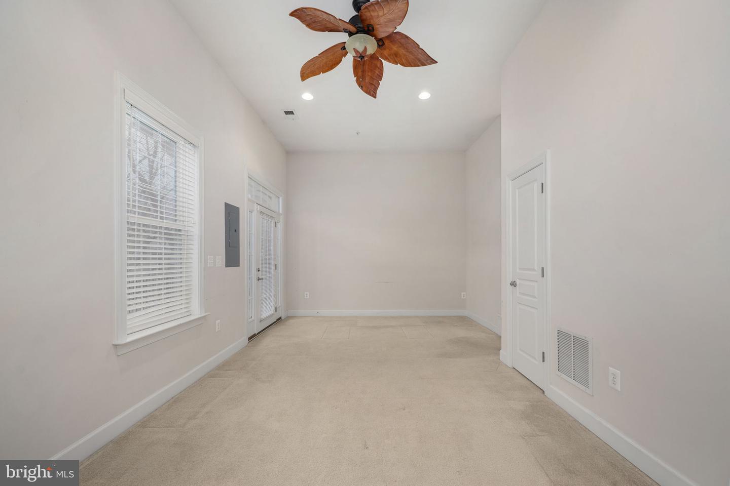 500 TRIADELPHIA WAY, ALEXANDRIA, Virginia 22312, 3 Bedrooms Bedrooms, ,2 BathroomsBathrooms,Residential,For sale,500 TRIADELPHIA WAY,VAAX2052954 MLS # VAAX2052954