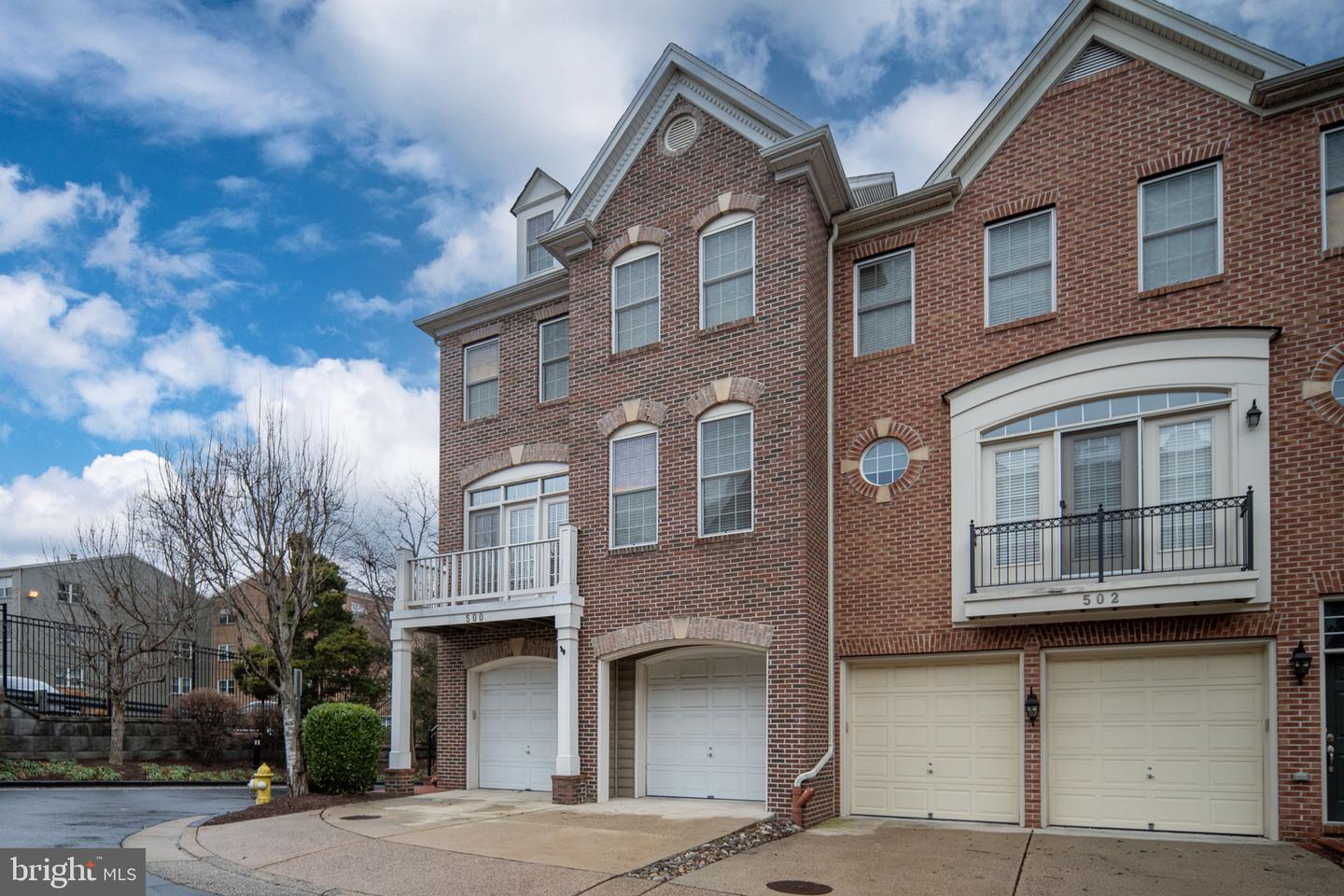 500 TRIADELPHIA WAY, ALEXANDRIA, Virginia 22312, 3 Bedrooms Bedrooms, ,2 BathroomsBathrooms,Residential,For sale,500 TRIADELPHIA WAY,VAAX2052954 MLS # VAAX2052954