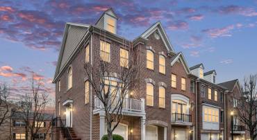 500 TRIADELPHIA WAY, ALEXANDRIA, Virginia 22312, 3 Bedrooms Bedrooms, ,2 BathroomsBathrooms,Residential,For sale,500 TRIADELPHIA WAY,VAAX2052954 MLS # VAAX2052954