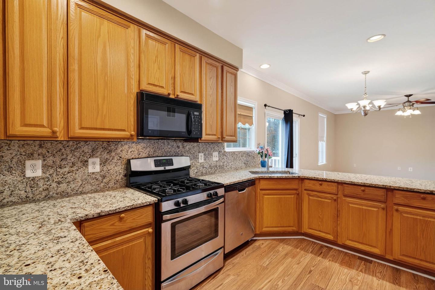 13044 TADMORE CT, WOODBRIDGE, Virginia 22193, 5 Bedrooms Bedrooms, ,3 BathroomsBathrooms,Residential,For sale,13044 TADMORE CT,VAPW2110160 MLS # VAPW2110160