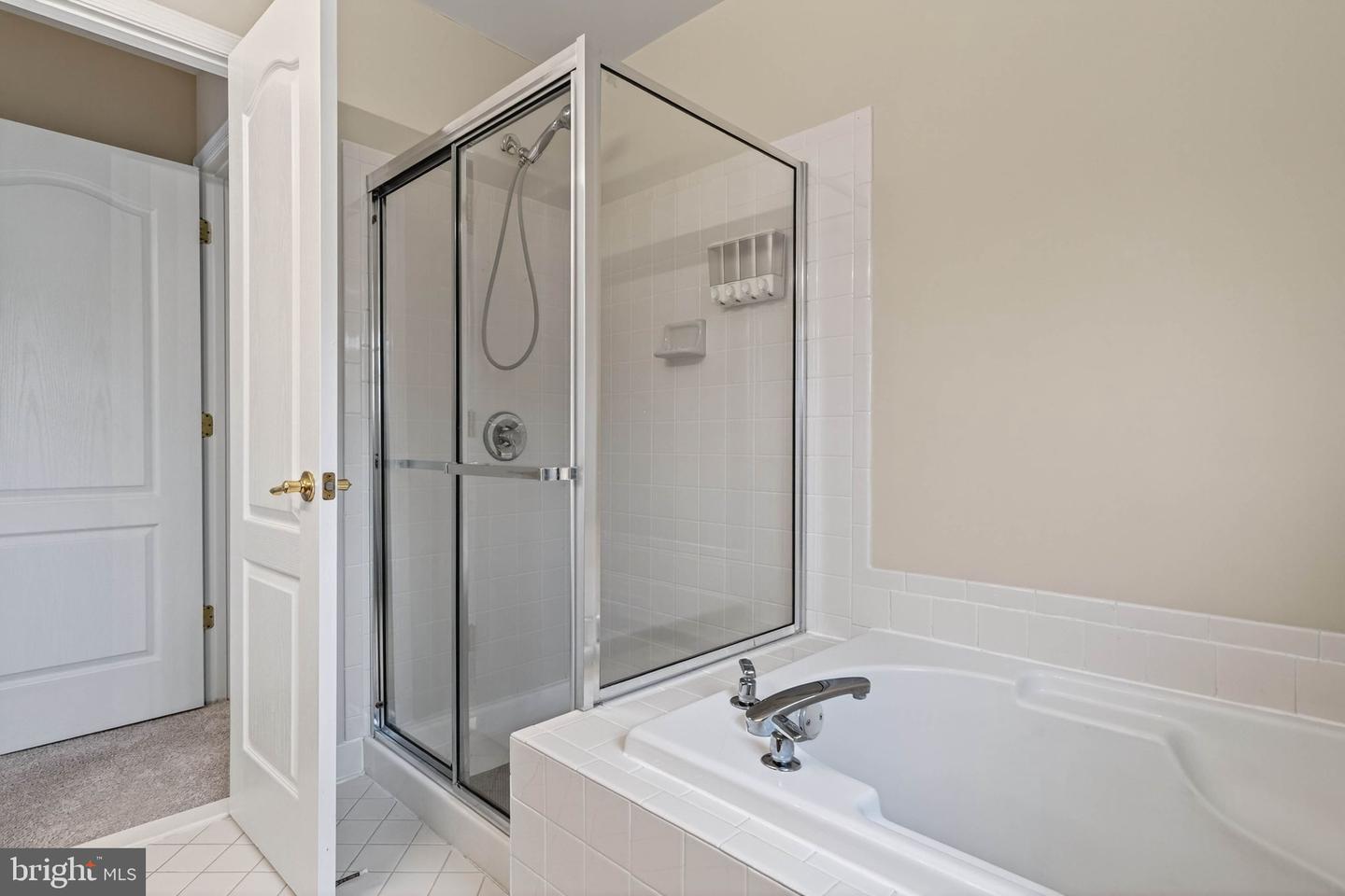 13044 TADMORE CT, WOODBRIDGE, Virginia 22193, 5 Bedrooms Bedrooms, ,3 BathroomsBathrooms,Residential,For sale,13044 TADMORE CT,VAPW2110160 MLS # VAPW2110160