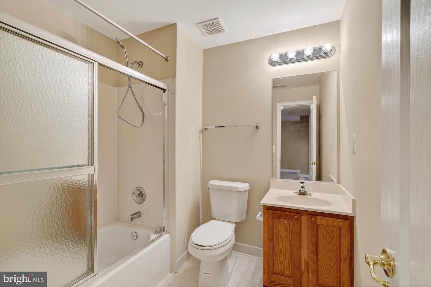 13044 TADMORE CT, WOODBRIDGE, Virginia 22193, 5 Bedrooms Bedrooms, ,3 BathroomsBathrooms,Residential,For sale,13044 TADMORE CT,VAPW2110160 MLS # VAPW2110160