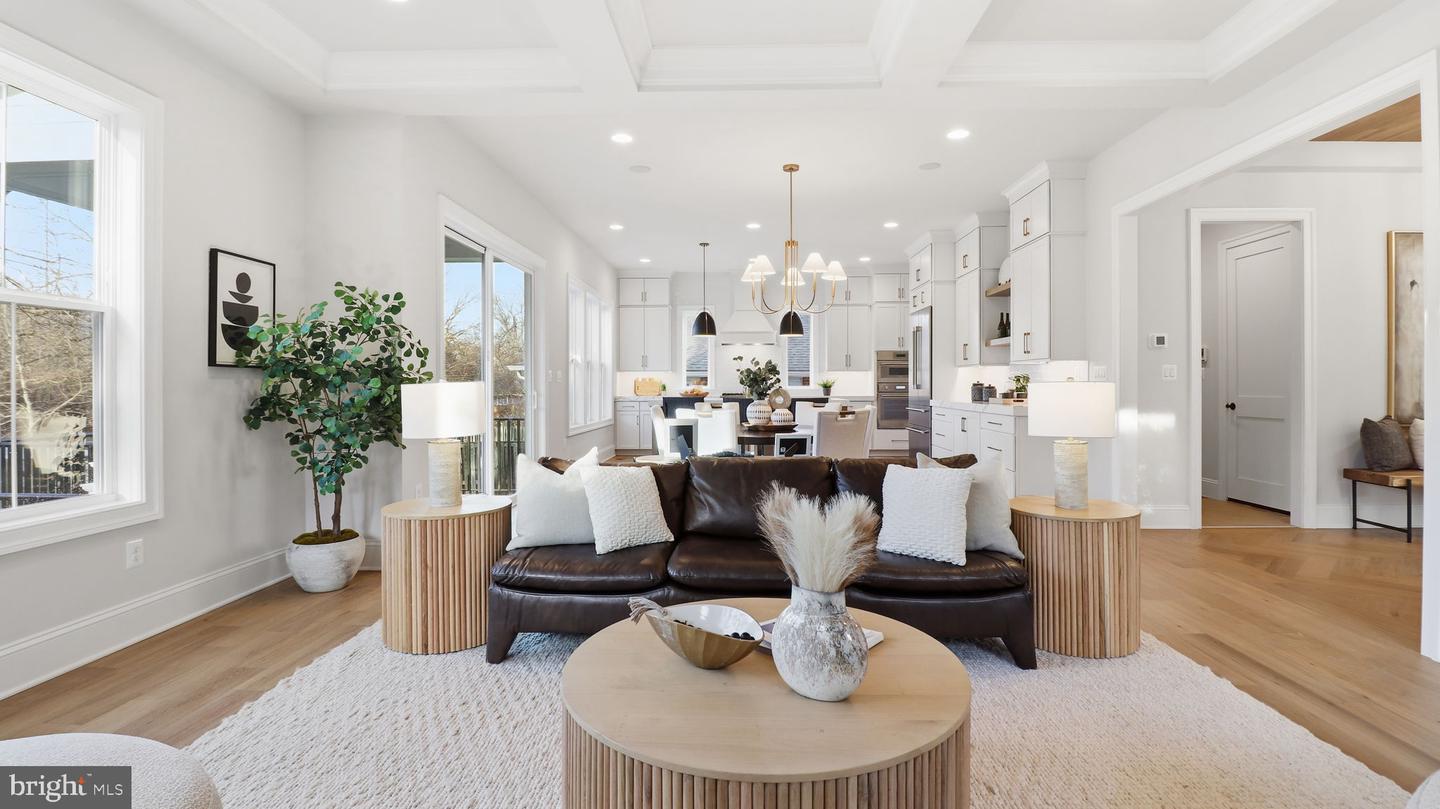 1816 N JACKSON ST, ARLINGTON, Virginia 22201, 5 Bedrooms Bedrooms, ,4 BathroomsBathrooms,Residential,For sale,1816 N JACKSON ST,VAAR2067506 MLS # VAAR2067506