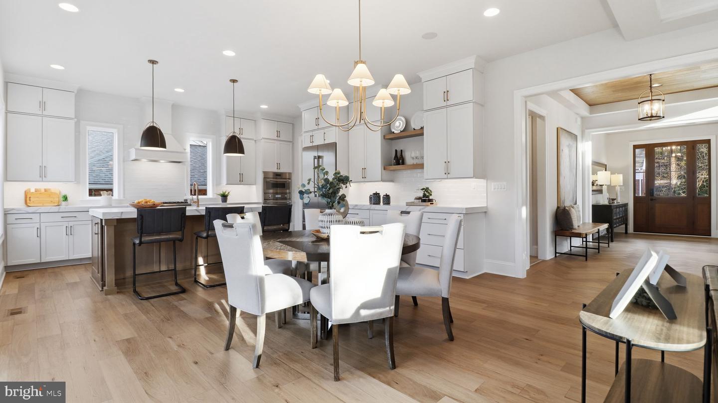 1816 N JACKSON ST, ARLINGTON, Virginia 22201, 5 Bedrooms Bedrooms, ,4 BathroomsBathrooms,Residential,For sale,1816 N JACKSON ST,VAAR2067506 MLS # VAAR2067506