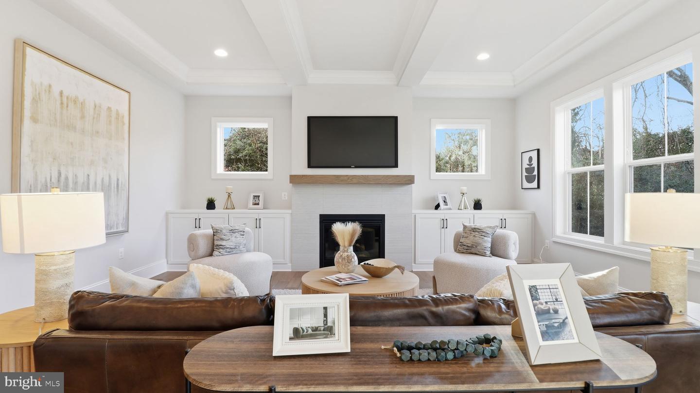 1816 N JACKSON ST, ARLINGTON, Virginia 22201, 5 Bedrooms Bedrooms, ,4 BathroomsBathrooms,Residential,For sale,1816 N JACKSON ST,VAAR2067506 MLS # VAAR2067506