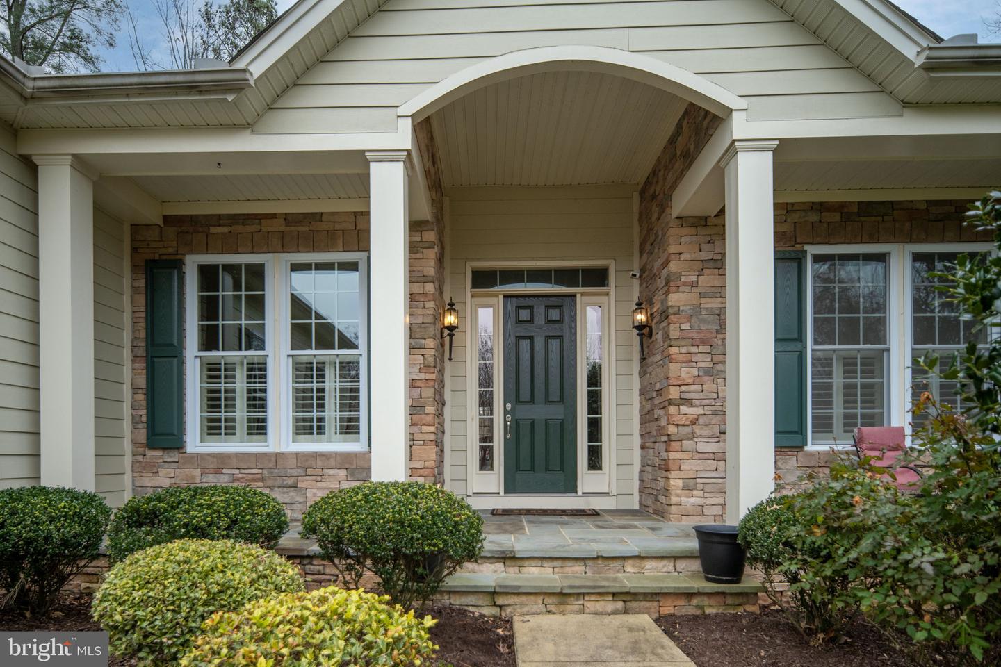 11620 PINE HOLLOW LN, SPOTSYLVANIA, Virginia 22551, 4 Bedrooms Bedrooms, ,3 BathroomsBathrooms,Residential,For sale,11620 PINE HOLLOW LN,VASP2038502 MLS # VASP2038502