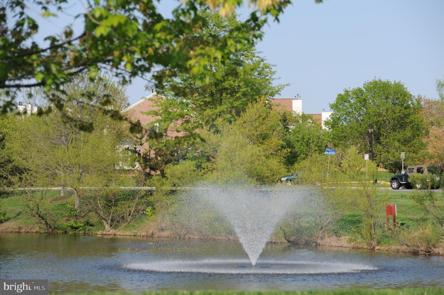 6908-VICTORIA DR #B, ALEXANDRIA, Virginia 22310, 2 Bedrooms Bedrooms, ,2 BathroomsBathrooms,Residential,For sale,6908-VICTORIA DR #B,VAFX2284814 MLS # VAFX2284814