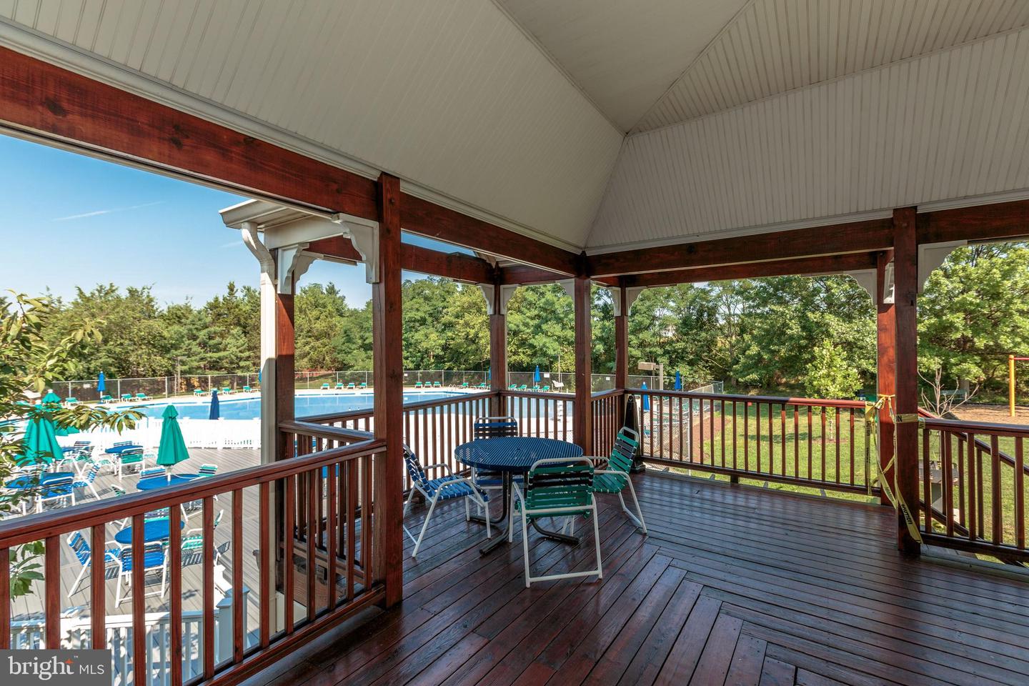 6908-VICTORIA DR #B, ALEXANDRIA, Virginia 22310, 2 Bedrooms Bedrooms, ,2 BathroomsBathrooms,Residential,For sale,6908-VICTORIA DR #B,VAFX2284814 MLS # VAFX2284814