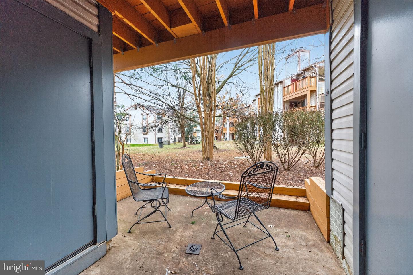 6908-VICTORIA DR #B, ALEXANDRIA, Virginia 22310, 2 Bedrooms Bedrooms, ,2 BathroomsBathrooms,Residential,For sale,6908-VICTORIA DR #B,VAFX2284814 MLS # VAFX2284814