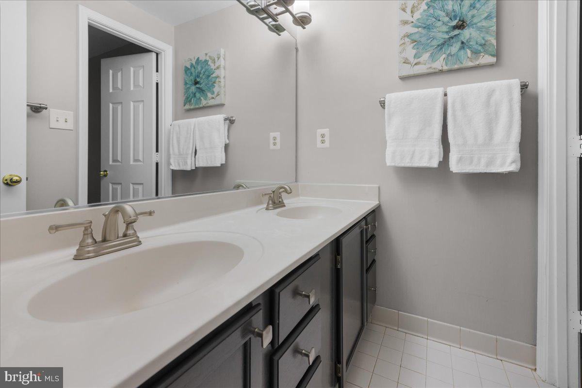 5913 SIR CAMBRIDGE WAY, ALEXANDRIA, Virginia 22315, 3 Bedrooms Bedrooms, ,2 BathroomsBathrooms,Residential,For sale,5913 SIR CAMBRIDGE WAY,VAFX2284832 MLS # VAFX2284832