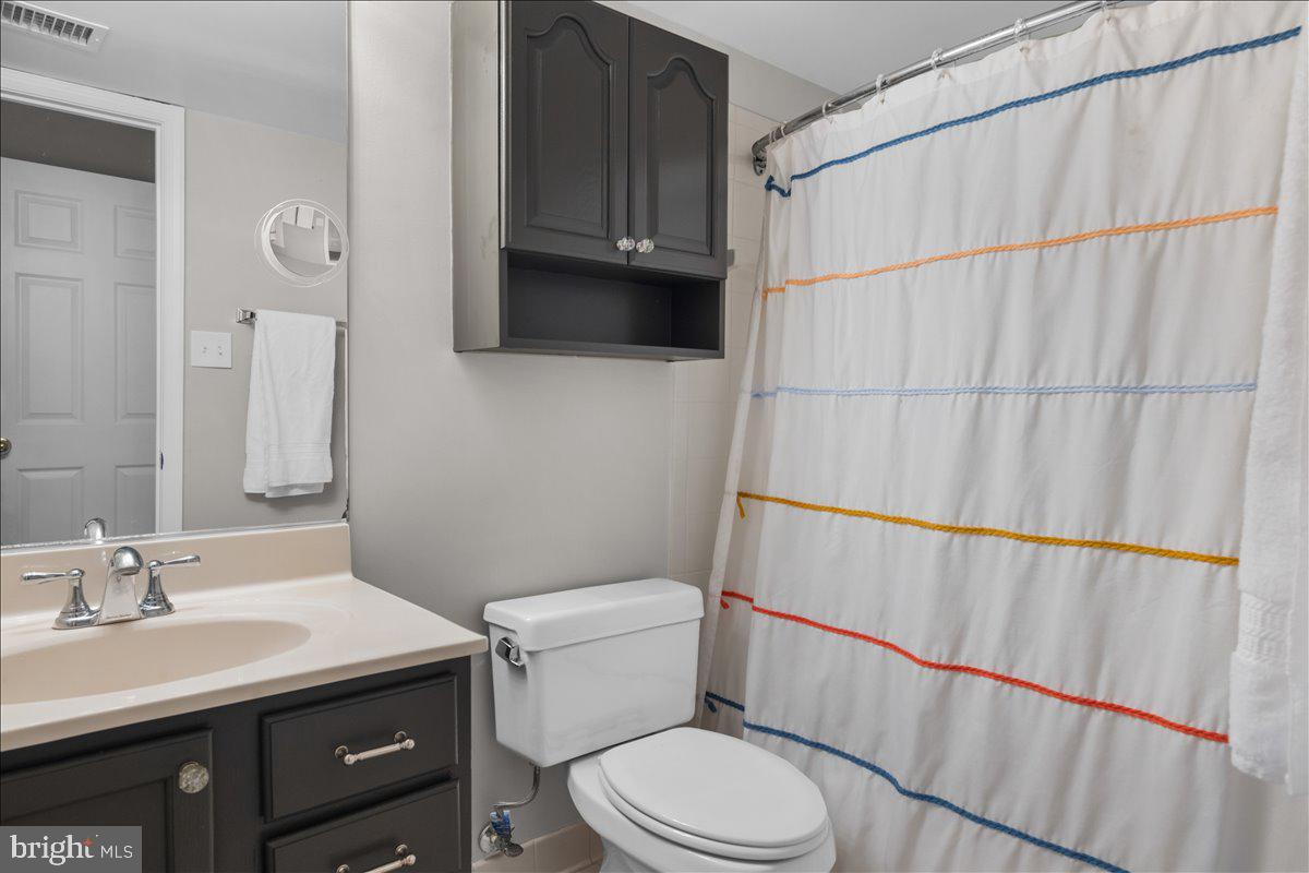 5913 SIR CAMBRIDGE WAY, ALEXANDRIA, Virginia 22315, 3 Bedrooms Bedrooms, ,2 BathroomsBathrooms,Residential,For sale,5913 SIR CAMBRIDGE WAY,VAFX2284832 MLS # VAFX2284832