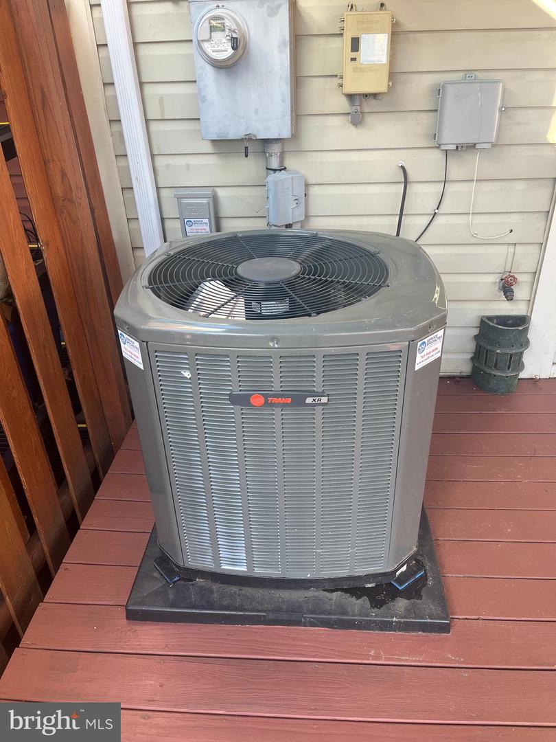 5913 SIR CAMBRIDGE WAY, ALEXANDRIA, Virginia 22315, 3 Bedrooms Bedrooms, ,2 BathroomsBathrooms,Residential,For sale,5913 SIR CAMBRIDGE WAY,VAFX2284832 MLS # VAFX2284832