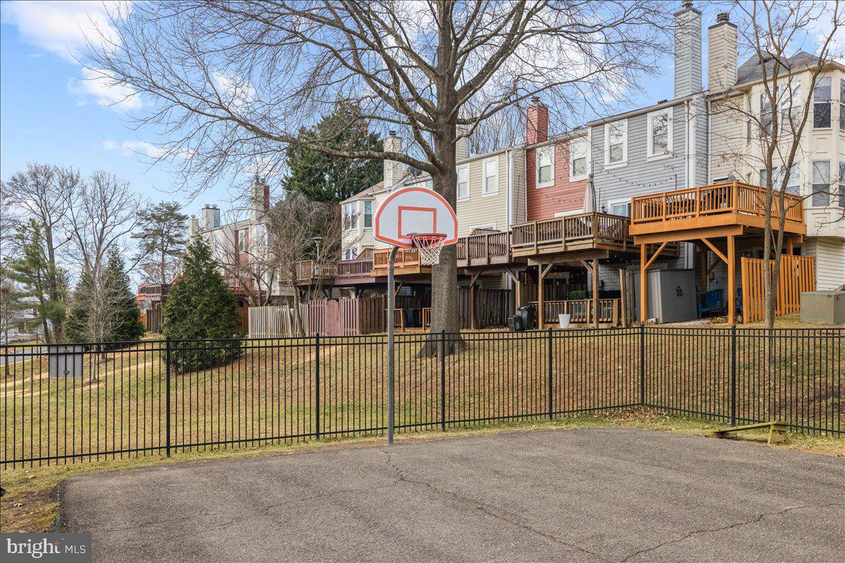 5913 SIR CAMBRIDGE WAY, ALEXANDRIA, Virginia 22315, 3 Bedrooms Bedrooms, ,2 BathroomsBathrooms,Residential,For sale,5913 SIR CAMBRIDGE WAY,VAFX2284832 MLS # VAFX2284832